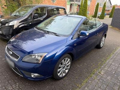 Usata Ford Focus Cabriolet Titanium 145 CV (106 kW) 2007 Blu Cabrio