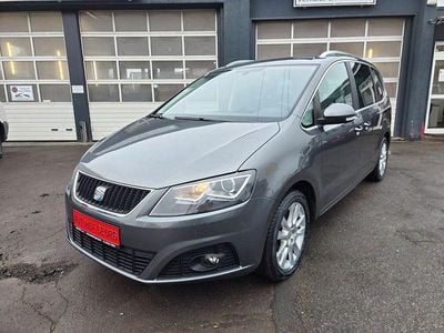 Gelb Gebraucht 2012 Seat Alhambra Style Van / Kleinbus | 10.950 € (Fairer Preis)