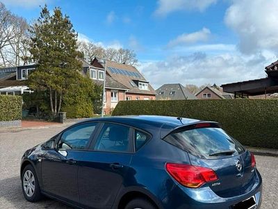 Gebraucht Opel Astra 101 PS (74 kW) 2010 Blau Limousine