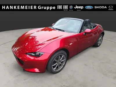 Nowe Mazda MX5 Exclusive-Line 132 KM (97 kW) 2025 Czerwony Kabriolet