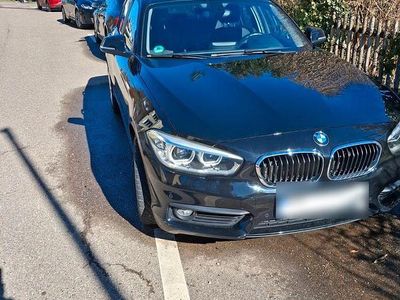 Gebraucht BMW 116 Advantage 109 PS (80 kW) 2016 Schwarz Kleinwagen
