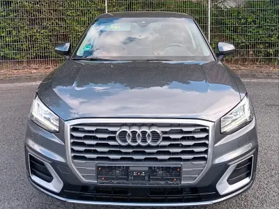Gebraucht Audi Q2 Sport 116 PS (85 kW) 2018 Grau SUV