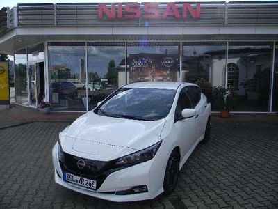 Gebraucht Nissan Leaf Acenta 89 kW (122 PS) 2023 Weiß Kleinwagen