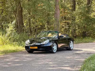 Gebraucht Porsche 996 300 PS (220 kW) 1999 Schwarz Cabrio