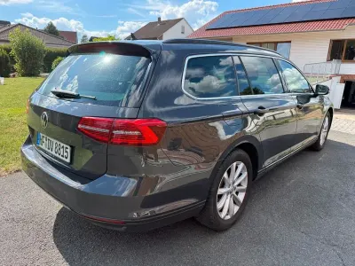 Gebraucht VW Passat Comfortline 150 PS (110 kW) 2016 Grau Kombi