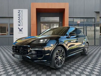Gebraucht Porsche Cayenne Coupe Sport 470 PS (345 kW) 2024 Schwarz Coupé