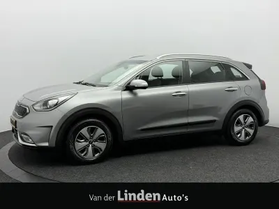 Używany Kia Niro 141 KM (103 kW) 2019 Szary SUV