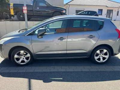 Gebraucht Peugeot 3008 150 PS (110 kW) 2011 Grau Kombi