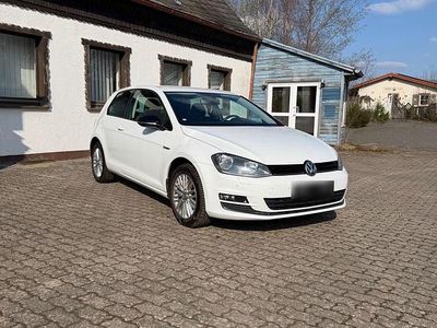Używany VW Golf VII Edition 101 KM (74 kW) 2014 Biały Hatchback
