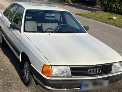 Gebraucht Audi 100 90 PS (66 kW) 1985 Weiß Limousine