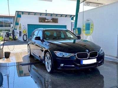 Gebraucht BMW 320 Sport Line 184 PS (135 kW) 2013 Schwarz Kombi