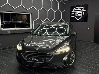 Grau Gebraucht 2019 Ford Focus Titanium Kombi | 7.999 € (Fairer Preis)