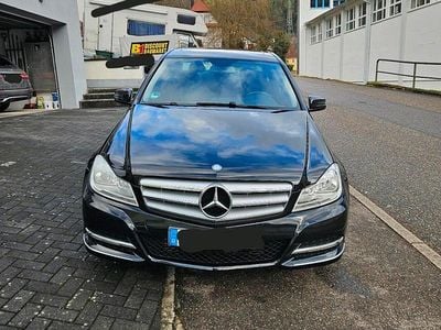 Gebraucht Mercedes C200 184 PS (135 kW) 2012 Schwarz Limousine