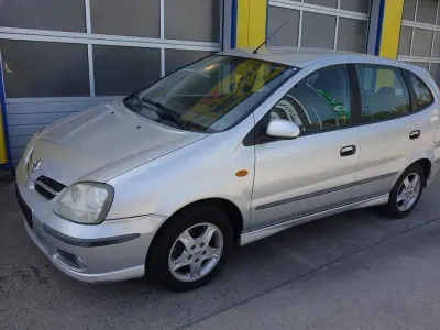 Usata Nissan Almera Acenta+ 116 CV (85 kW) 2005 Argento Berlina