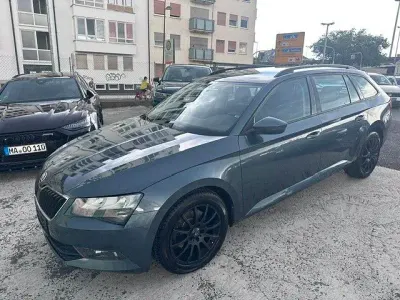 Gebraucht Skoda Superb Active 150 PS (110 kW) 2018 Grau Kombi
