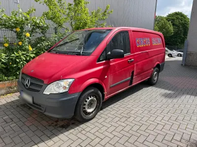 Gebraucht Mercedes Vito 136 PS (100 kW) 2012 Rot Van