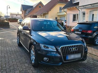 Gebraucht Audi Q5 150 PS (110 kW) 2015 Blau SUV