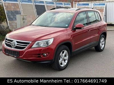 Gebraucht VW Tiguan Track & Field 170 PS (125 kW) 2009 Rot SUV