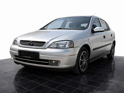 Usata Opel Astra Selection 84 CV (61 kW) 2001 Argento Berlina