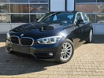 Gebraucht BMW 120 Advantage 190 PS (139 kW) 2017 Schwarz Limousine