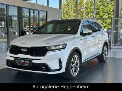 Używany Kia Sorento Platinum 201 KM (147 kW) 2021 Biały SUV