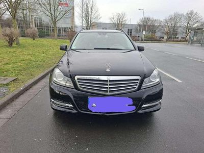 Gebraucht Mercedes C220 Edition 170 PS (125 kW) 2013 Schwarz Kombi