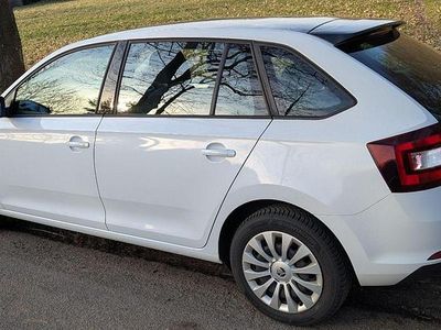 Usata Skoda Rapid Ambition 125 CV (91 kW) 2018 Bianco Utilitaria