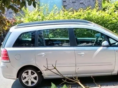 Gebraucht Opel Zafira 147 PS (108 kW) 2005 Silber Van / Kleinbus