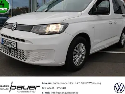 Gebraucht VW Caddy R 102 PS (75 kW) 2023 Candy weiss Van / Kleinbus