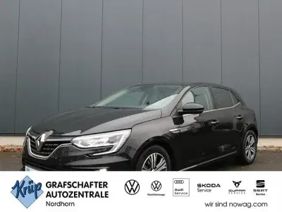 Gebraucht Renault Mégane II Intens 140 PS (102 kW) 2021 Schwarz Limousine