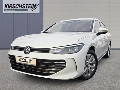 Weiss Gebraucht 2024 VW Passat Kombi | 35.990 € (Guter Preis)