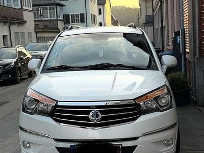 Gebraucht Ssangyong (KGM) Rodius 178 PS (130 kW) 2017 Van / Kleinbus