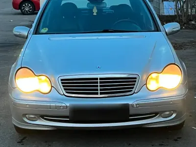Gebraucht Mercedes C270 170 PS (125 kW) 2001 Silber Limousine