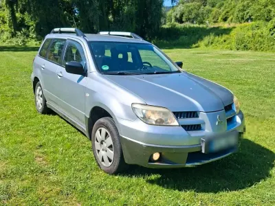 Gebraucht Mitsubishi Outlander 147 PS (108 kW) 2005 Silber SUV