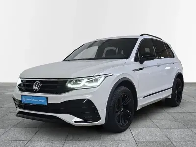 Gebraucht VW Tiguan R-line 200 PS (147 kW) 2024 Weiß SUV
