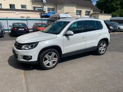 Gebraucht VW Tiguan Sportline 140 PS (102 kW) 2015 Weiß SUV