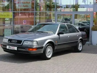 Gebraucht Audi V8 280 PS (205 kW) 1994 Titan metallic ly7p Limousine
