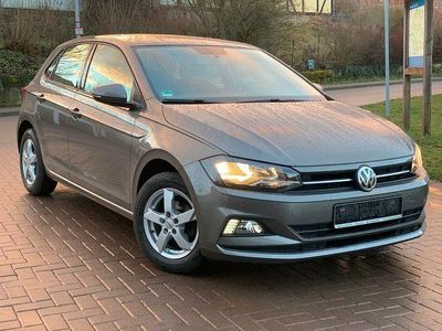 Gebraucht VW Polo Comfortline 80 PS (58 kW) 2019 Grau Kleinwagen