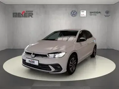Ny VW Polo 95 HK (69 kW) 2025 Grå Sedan