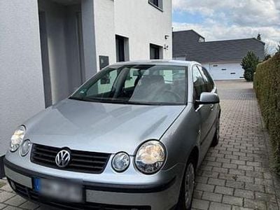 Used VW Polo Basis 64 HP (47 kW) 2003 Silver Sedan