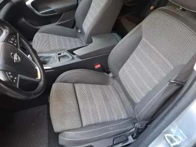 Gebraucht Opel Insignia 160 PS (117 kW) 2013 Silber Kombi