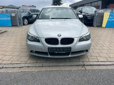 Gebraucht BMW 523 Advantage 177 PS (130 kW) 2005 Silber Limousine