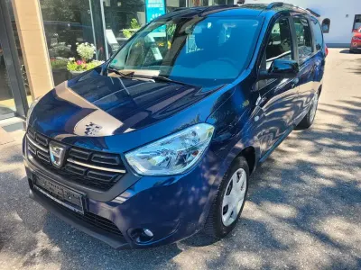 Gebraucht Dacia Lodgy Comfort 131 PS (96 kW) 2019 Blau Van / Kleinbus