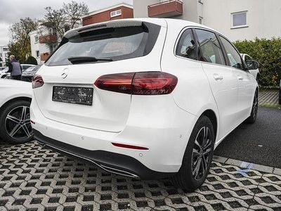 Gebraucht 2024 Mercedes B200 Van / Kleinbus | 29.770 € (Guter Preis)