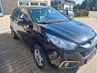Gebraucht Hyundai ix35 Style 136 PS (100 kW) 2012 Schwarz SUV