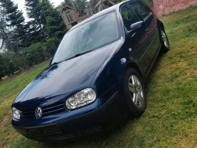 Gebraucht VW Golf IV 75 PS (55 kW) 2002 Blau Kleinwagen