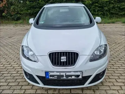 Gebraucht Seat Altea XL 105 PS (77 kW) 2014 Weiß Van / Kleinbus