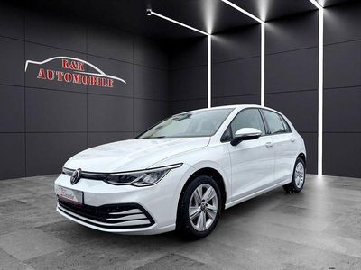 Gebraucht VW Golf VIII Life 110 PS (80 kW) 2021 Pure white Limousine