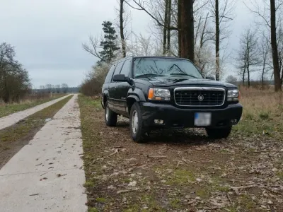 Second-hand Cadillac Escalade 258 CP (189 kW) 1999 Negru SUV