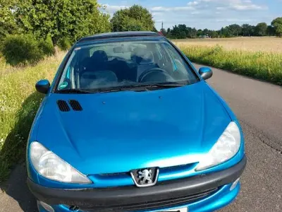 Gebraucht Peugeot 206 Filou 60 PS (44 kW) 1998 Blau Kleinwagen